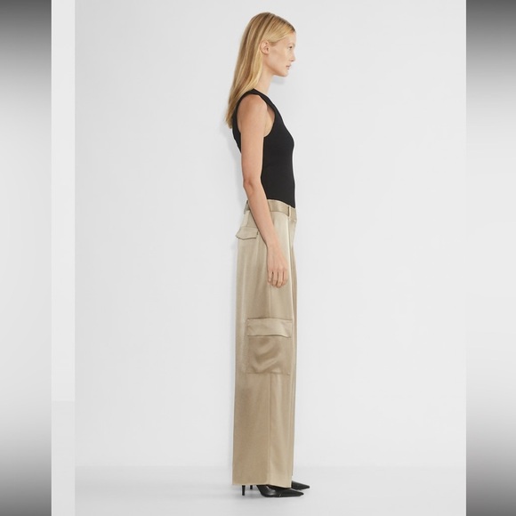 Aritzia Babaton Outgoing Satin Cargo Pant - Picture 3 of 14